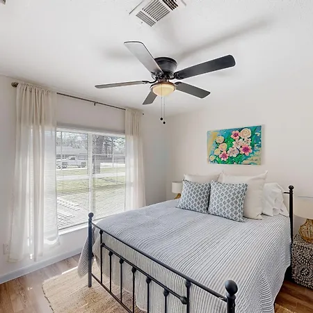 Bay City Bungalow